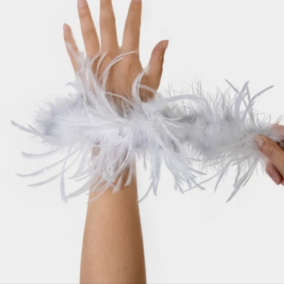 Faux Fur Ostrich Like Feathered Cuffs - Picture 3 of 3